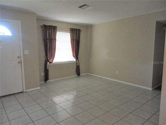 2nd image of 2620 N Beaumont Ave