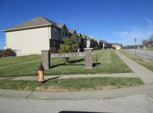 8637 N Cleveland Ln, Kansas City, MO 64156