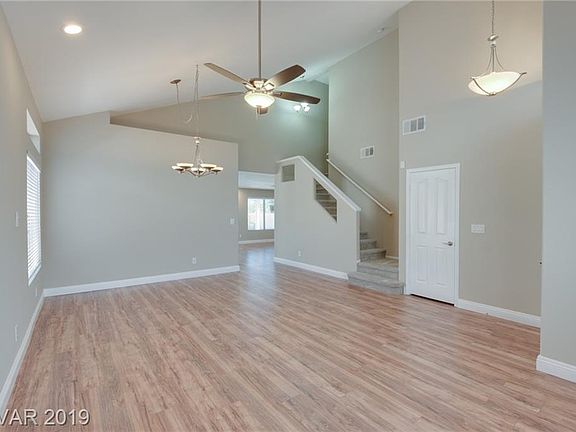 2nd image of 8104 Twin Buttes Ave
