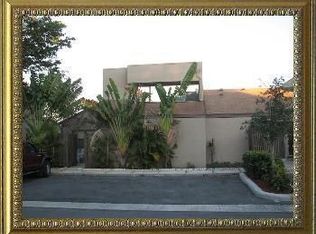 1071 NW 122nd Ter, Pembroke Pines, FL 33026