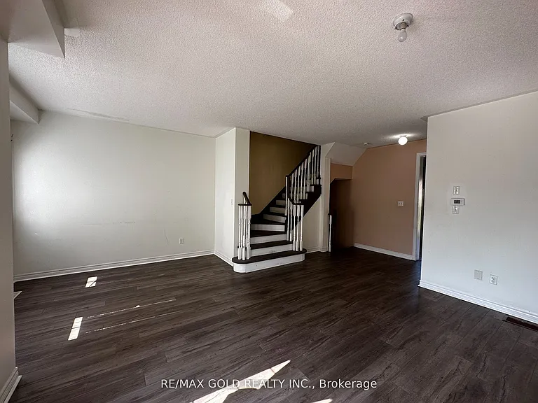50 Arizona Dr — Photo 6