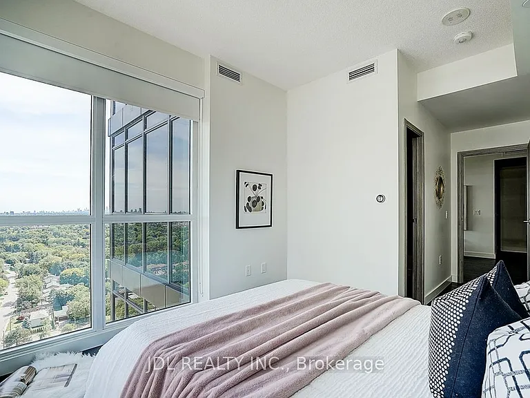95 McMahon Dr #3102 — Photo 23