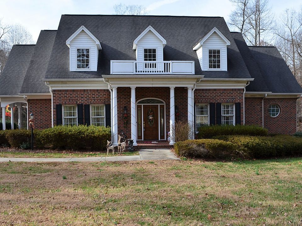 1st image of 540 Saint Cloud Dr