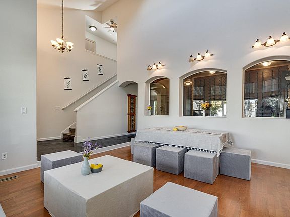 3rd image of 9 Packard Court