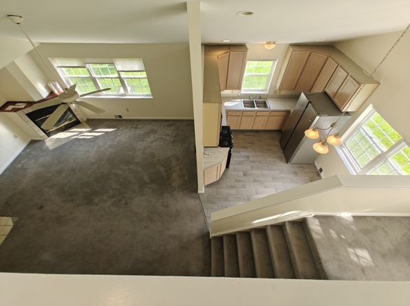 1 Sanctuary Dr #2