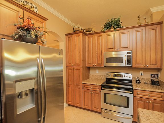 4th image of 9773 Bowline Dr Unit 102