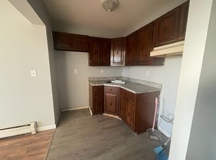 180 Princeton Ave #2E, Jersey City, NJ 07305