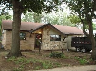2212 E Mitchell St, Arlington, TX 76010