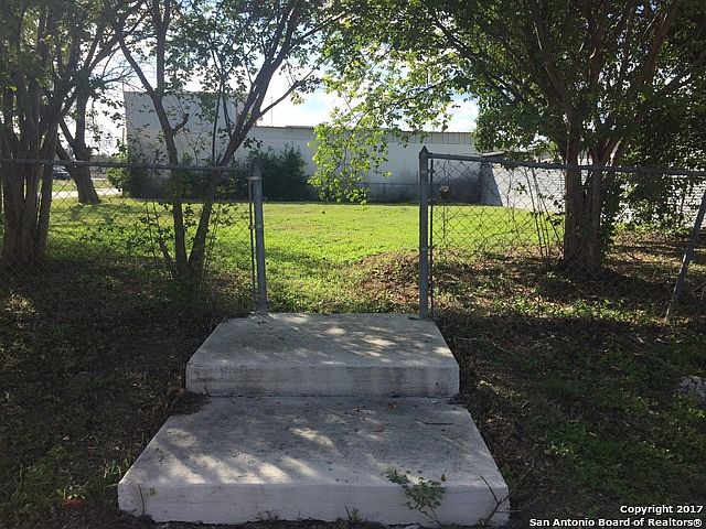 1st image of 6119 Macdona St