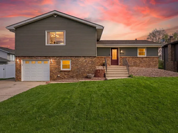 4954 W 86th Pl, Crown Point, IN 46307