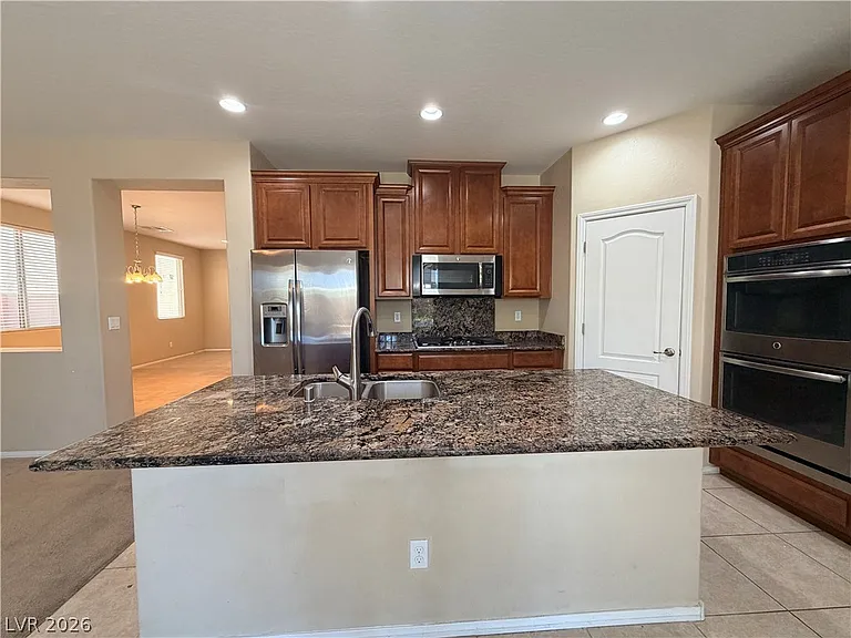 7219 Lavender Rose Ave — Photo 45