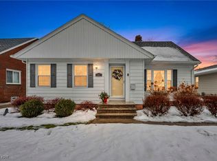 1317 Belrose Rd, Mayfield Heights, OH 44124