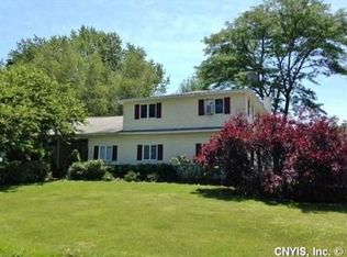 2 Hanley Rd, Liverpool, NY 13090