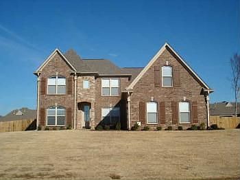1st image of 160 White Pine Pl