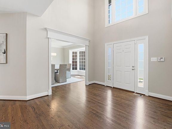4th image of 1405 Woodhurst Blvd