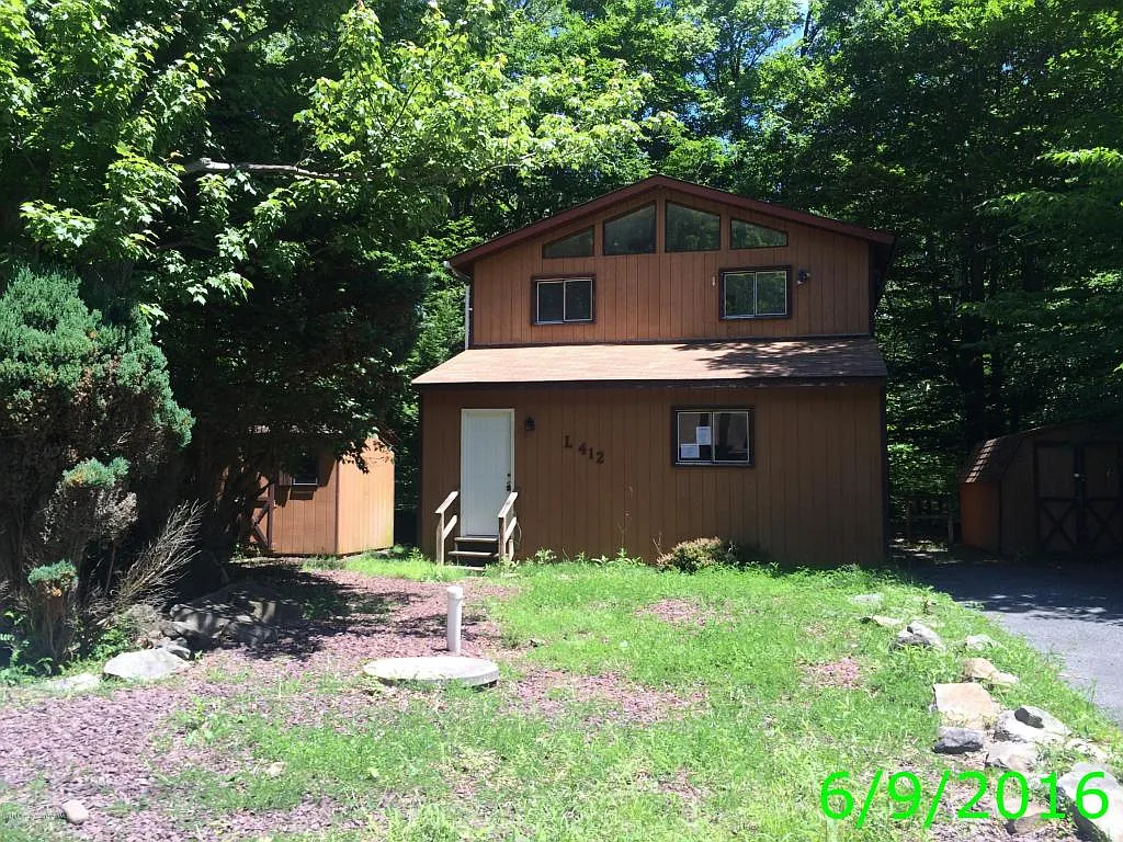 1370 Winding Way photo 1