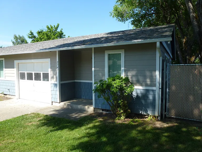 730 Rhododendron St #2745 — Photo 3