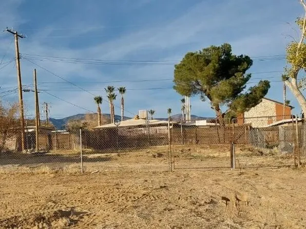 3465 Carla Ave, Mojave, CA 93501