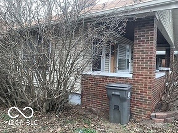 2nd image of 1310 S Walnut St