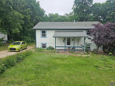 9910 Main St, Ozawkie, KS, 66070
