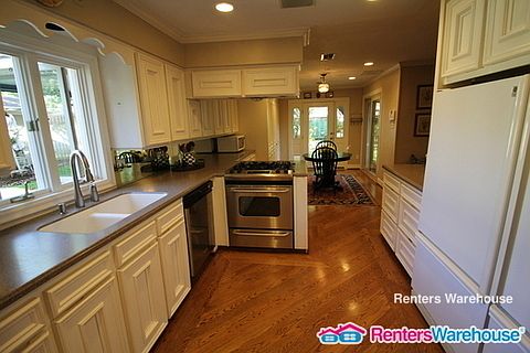 5th image of 4726 Omeara Dr