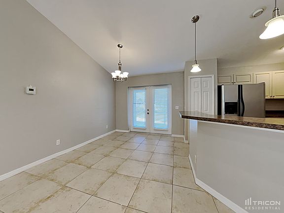 4th image of 9390 Fruitland Ave