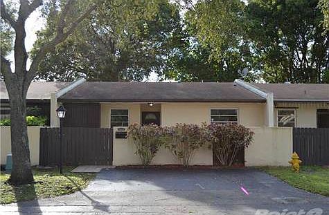 2nd image of 13926 Kendale Lakes Dr #13926