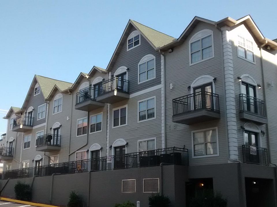 1st image of 1801 Lake Ave APT 106