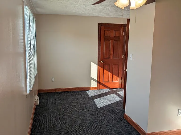 318 West College Ave — Photo 2