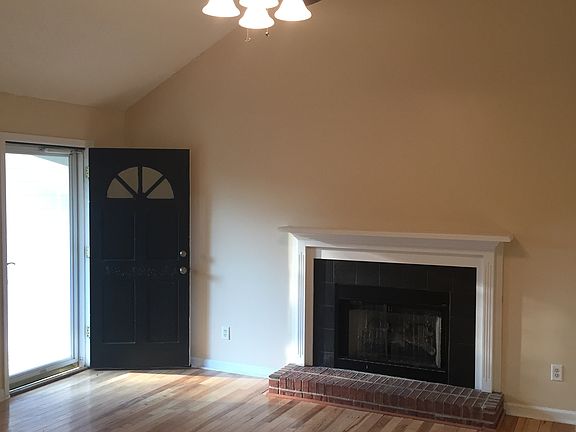 5th image of 9230 Sugar Pine Dr