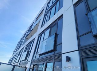 2720 Dundas St W #614, Toronto, ON M6P0C3
