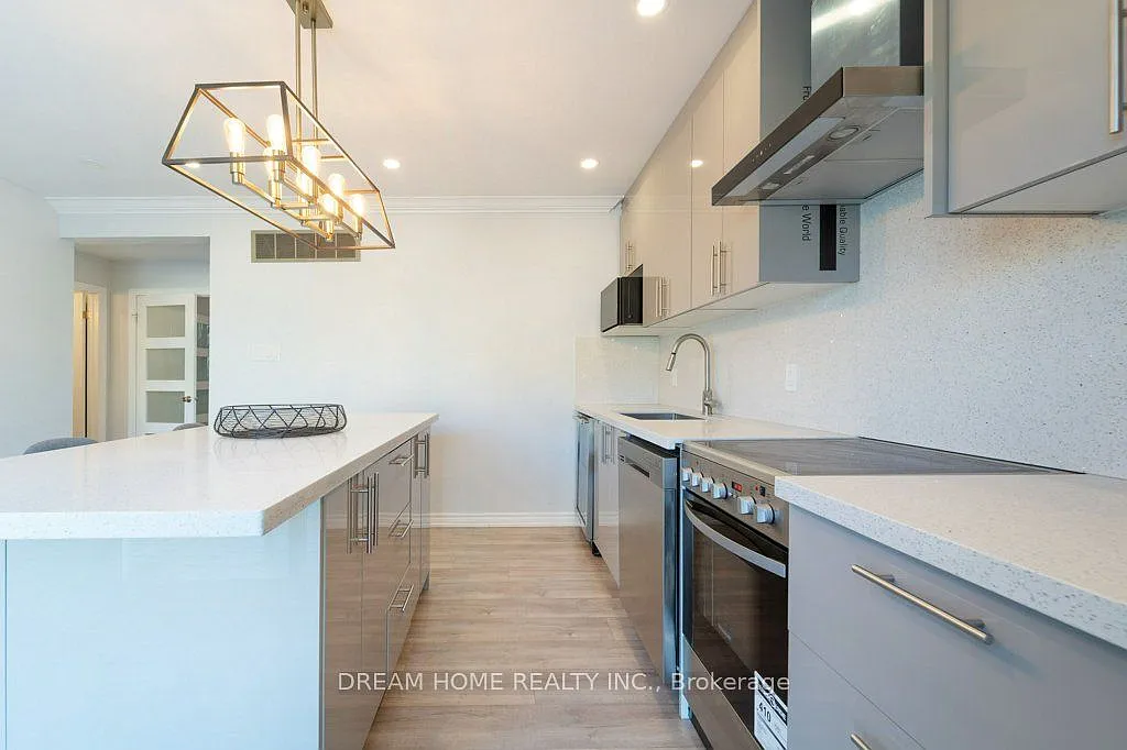 Building Photo - 6 Alcester Ct #BACK