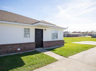 881 Sistrunk Rd, Lake Charles, LA 70611
