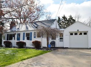 2412 Onahom Cir NE, Canton, OH