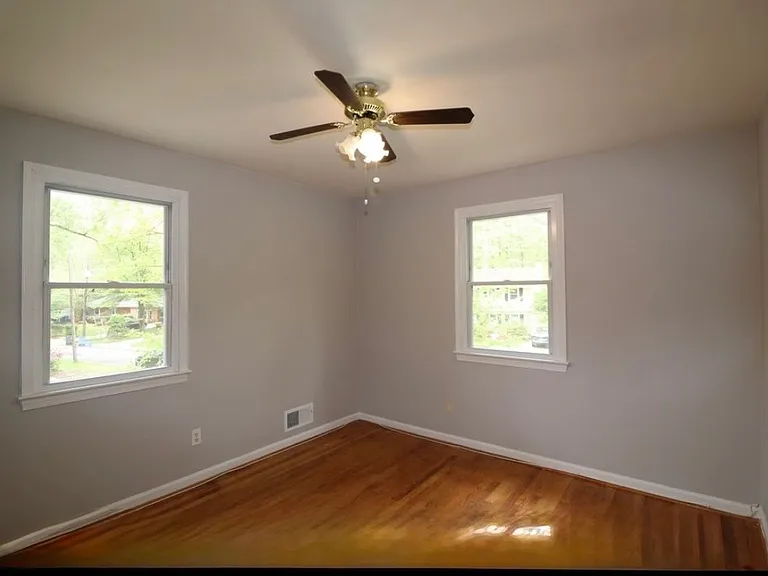6715 Tildenwood Ln — Photo 4