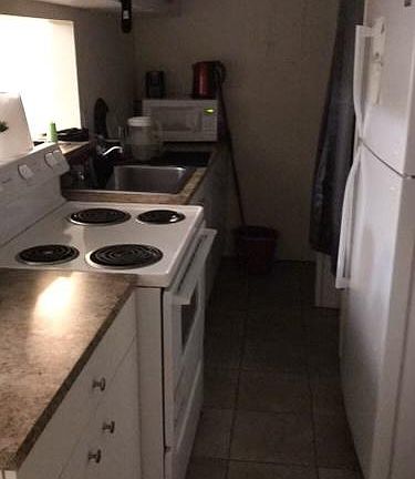 2nd image of 4531 Treehouse Ln #E