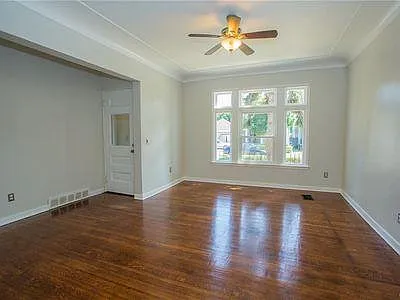 276 Vermont St — Photo 4