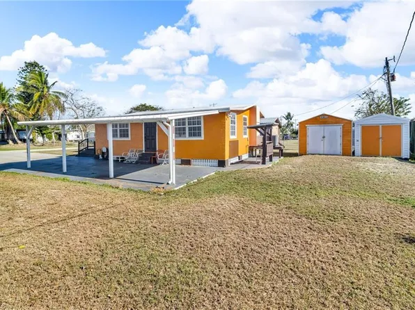264 Mamie ST, CHOKOLOSKEE, FL 34138