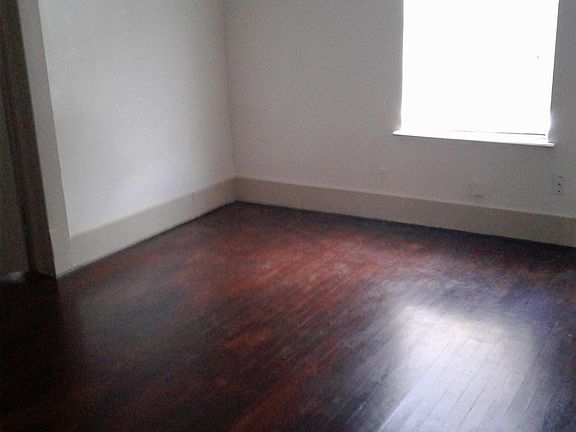 1st bedroom