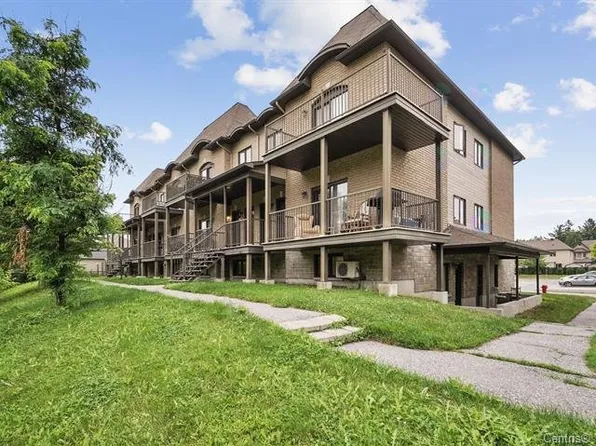 15 Rue Arthur Graveline #2, Gatineau, QC J9J 0X8