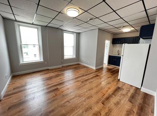 26 Old Lincoln St APT 11, Worcester, MA 01605