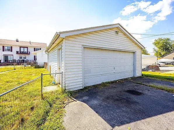 105 Chestnut St, Franklin, OH 45005