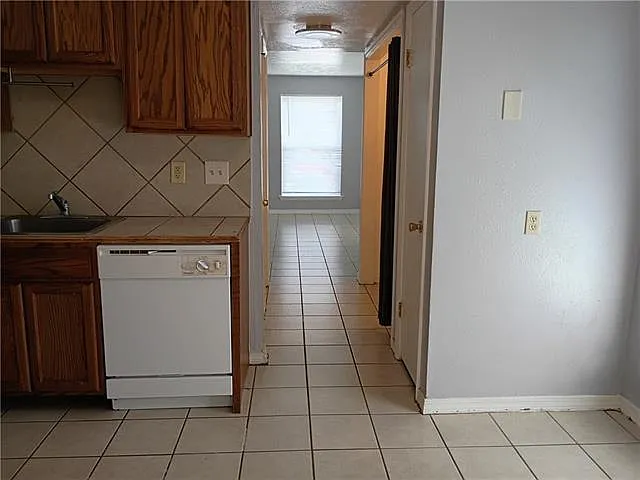 2500 Richland Ave #D — Photo 5