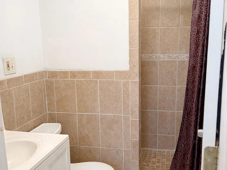 601 4th Ave #1 — Photo 13