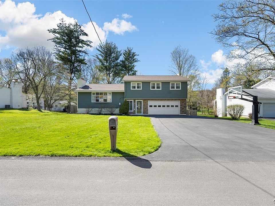 1st image of 4589 Brookhill Dr S