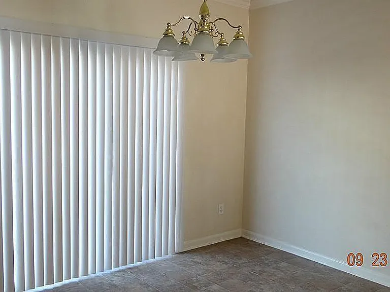 8007 Montague Manor Ln — Photo 5