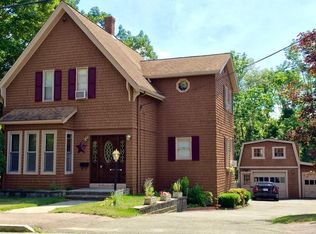 61 Franklin St, Whitman, MA 02382