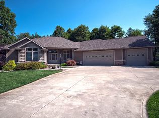 13957 Adirondack Ct, Middlebury, IN 46540