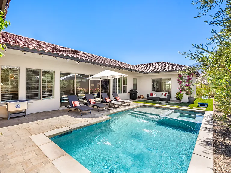 Private pool and spa