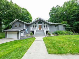 471 E 830 N, Valparaiso, IN 46383